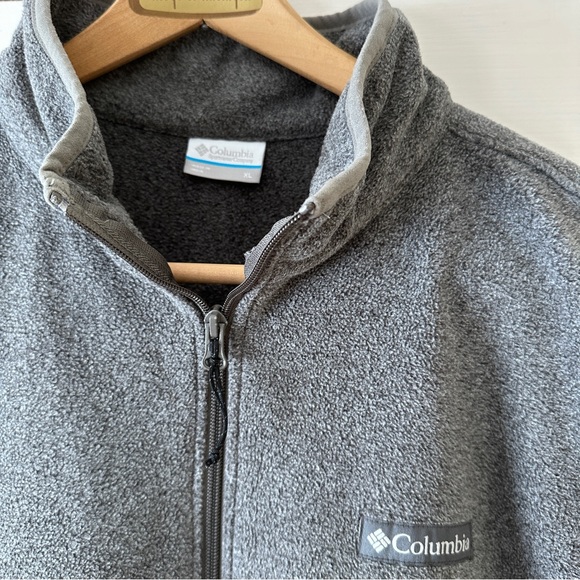 Columbia Fleece Vest - Picture 3 of 3